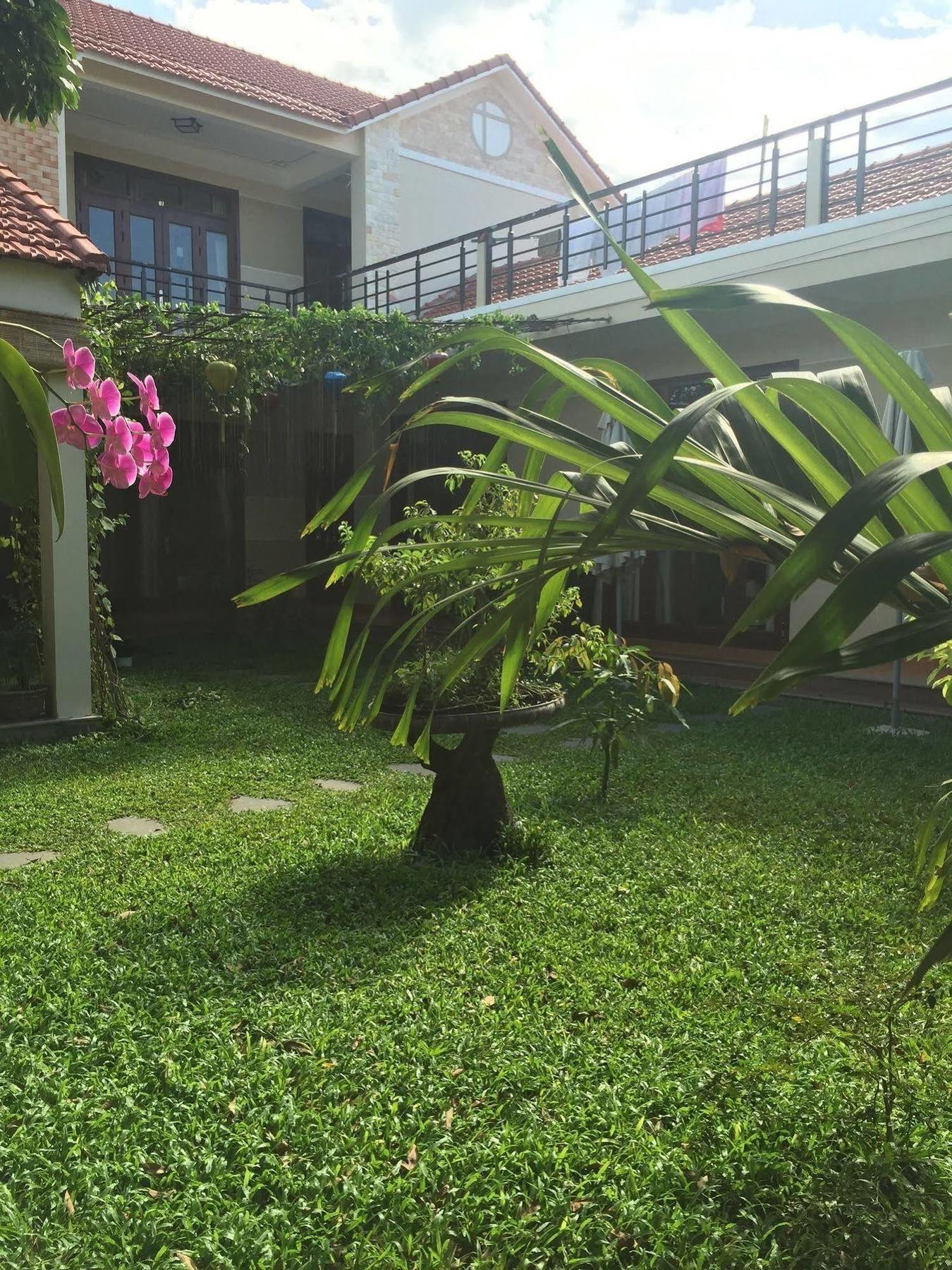 Galaxy Homestay Hoi An Bagian luar foto